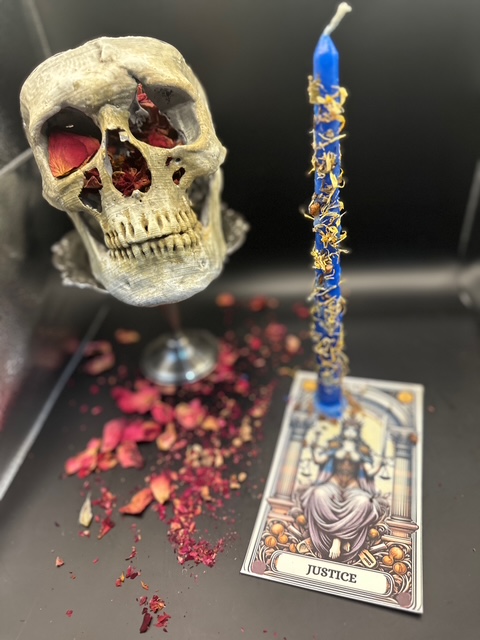 “Trashmagick Alchemy shop skull candle