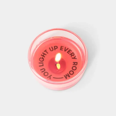 Hidden message candles that reveal a surprise as they burn. A perfect gift with a secret twist — sweet, funny, or heartfelt messages appear under the wax.